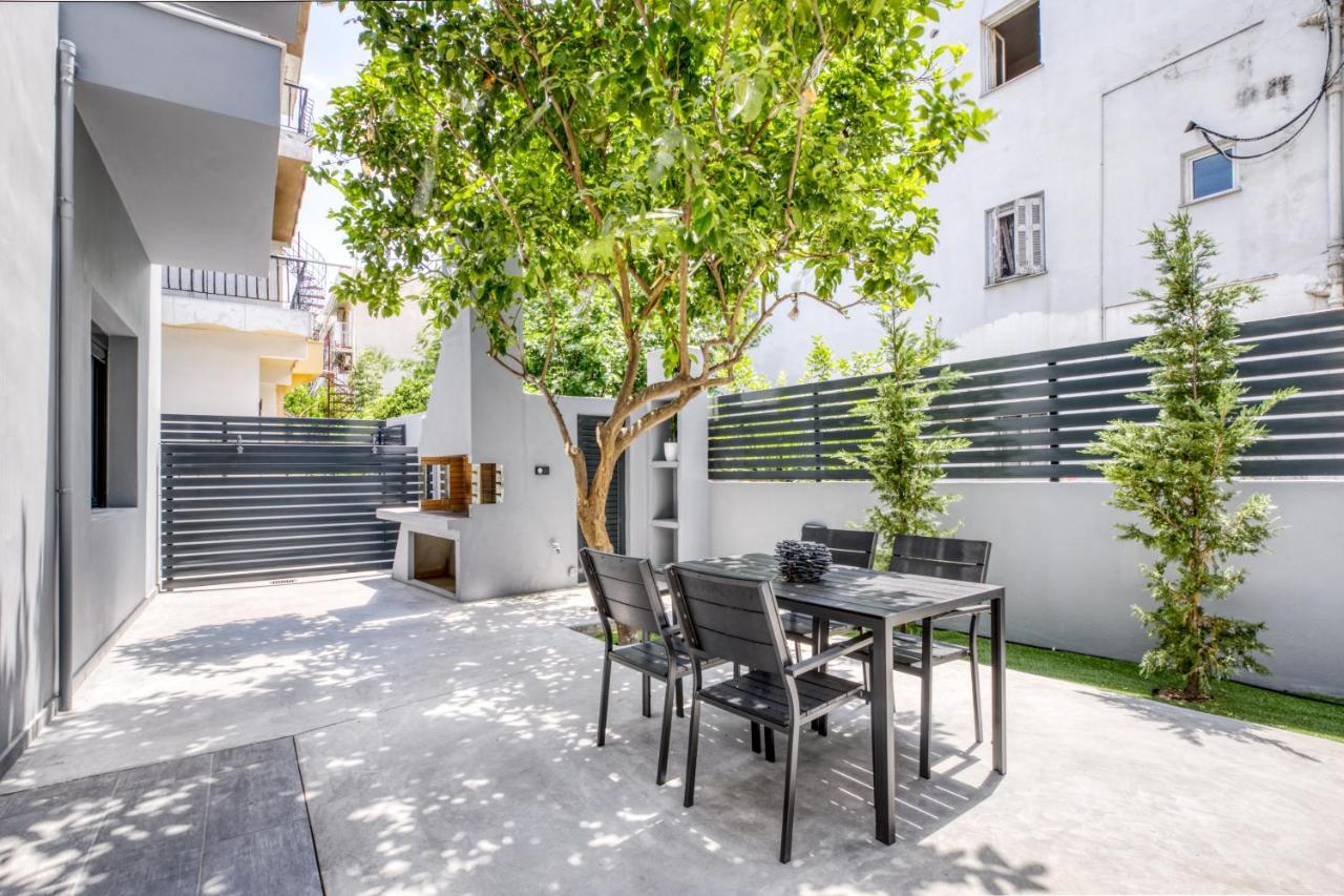 Spacious Flat With Courtyard And Private Parking! Apartamento Atenas Exterior foto